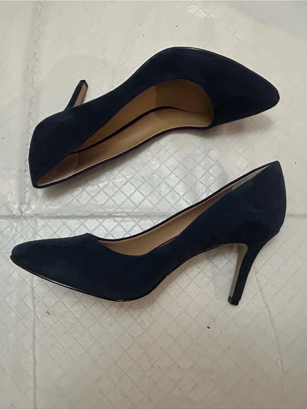 INC International Concepts Navy Suede Pointed Toe Pumps Slim Heel Size 7.5‎